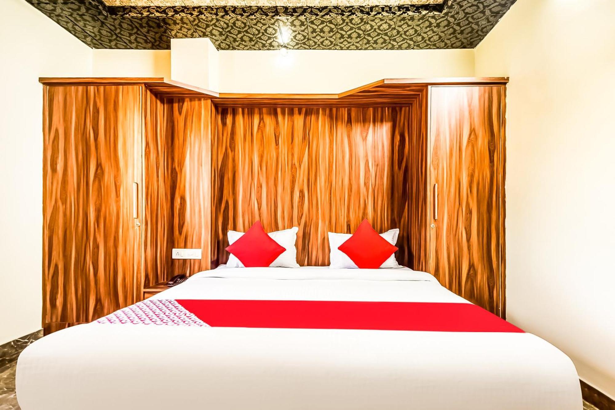 Super Collection O Eleven Suites Kota  Exterior photo